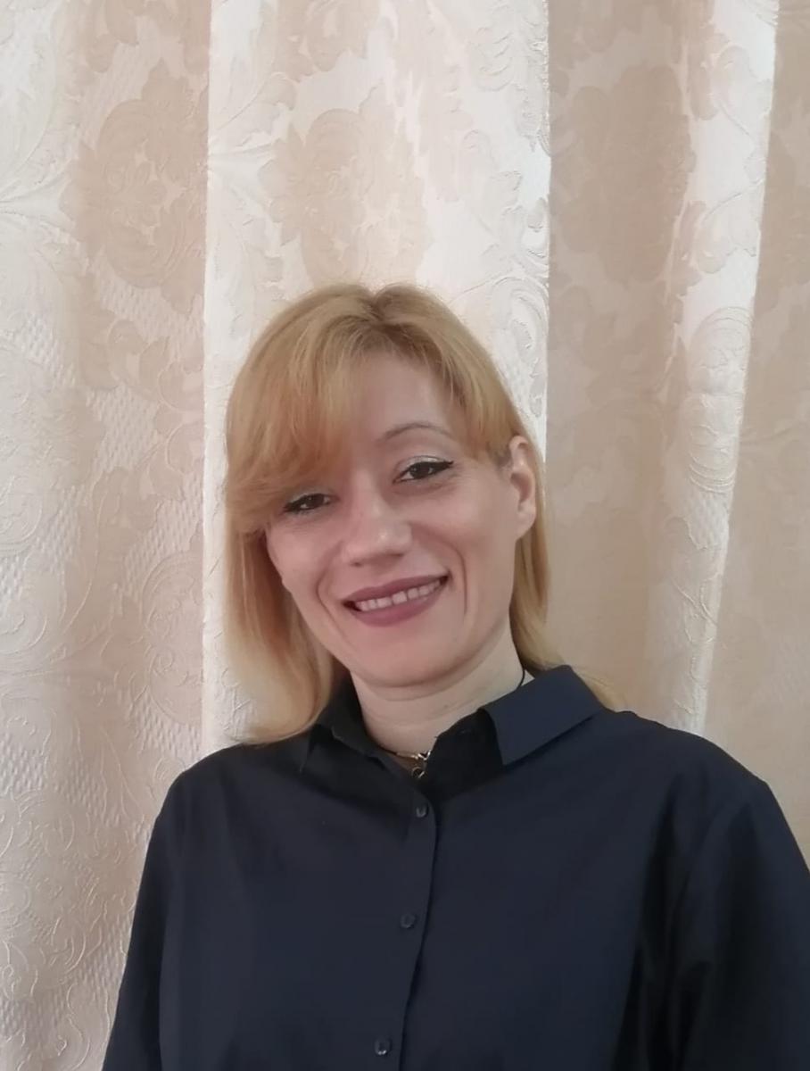 Полунова Анна Валентиновна.